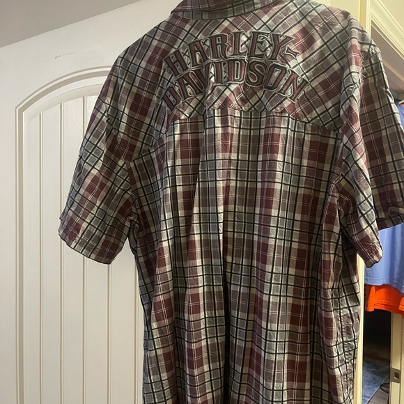 Men’s Harley Davidson button down - Picture 4 of 4